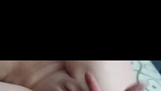 I deep throat and finger fuck this tight pussy so passionately