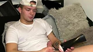 Hot sends intense video to fuck buddy for jerk off