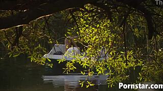 does gorgeous babe dru berrymore suck monster cock outdoors?