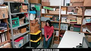 Cute teen 18+ caught stealing, blows mall cop.