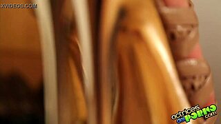 Franceska's Feet Get Worshipped In French Fetish Diary!