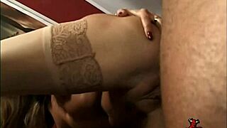 luna and aggie explore big pussy lips in anal sex