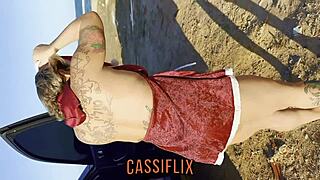 Wow, Naughty Mom Gives Ass As Christmas Gift!