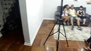 A anjinha rabuda features an orgy and behind-the-scenes action