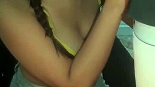 novinha taking leitinho laurencat in close-up blowjob