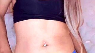 I admire this hermosa travesti gently touching the polla with care.