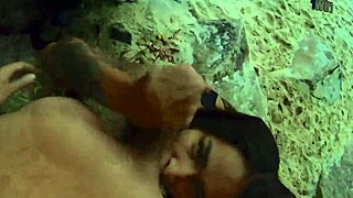 primeira mamada do ano - fui de mai� socadinho para praia coloquei minha bucetinha pra fora e chamei o estranho e advinha o que aconteceu