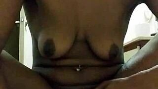 creamy creamy ava in solo model pose