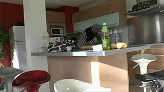 folla con novio y padre, amigo