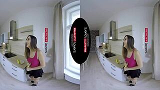 RealityLovers brings my Latin VR babe to life