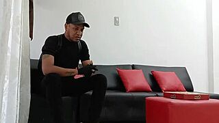 Babe Offers Blowjob Payment