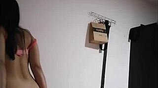 me vuelve a buscar para que le ayude