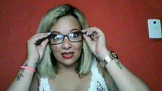 sexo louco mae filha e namorado