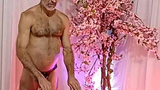 i enjoy a relaxing tantric erotic massage session