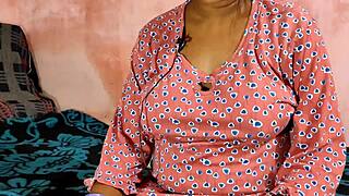 I can’t believe Indian babe Lily flashed her tight ass just for me!