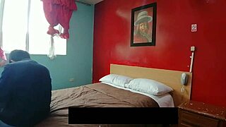 este otaku virgen dura poco con su suegra en doggystyle