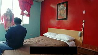 este otaku virgen dura poco con su suegra en doggystyle