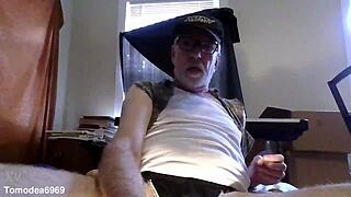 Thomas Odea Sucking Big Monster Cock In Gay Porn Scene