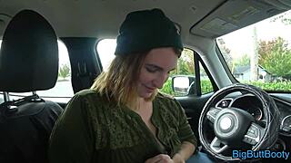 Slutty girlfriend gets cumshot with risky impregnating creampie outdoors