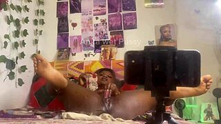 ANITA'S WET PUSSY GETS FINGERED FOR A GOOD REASON!