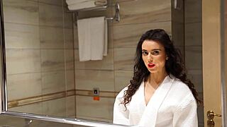 Watch Shaved Brunette Solo Cum In Homemade Bath!