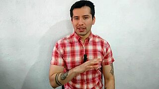 Supervisor Casado De La Maquiladora Penetra A Pelo A Su Empleado En Los Baños En El Turno Nocturno Relato Sexual