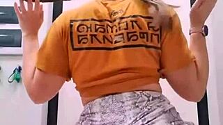 Super Culos Showcase Amazing Asses In Suggestive Display.