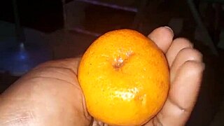 I Smash My Finger In Pussy