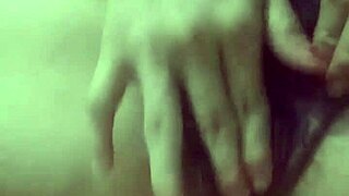 em gái thủ dâm with amateurs pussy toys