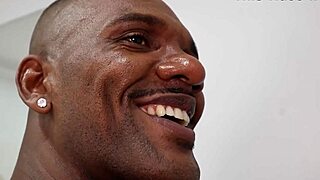 perdi meu cabaço pra uma cara negro de pau gigante