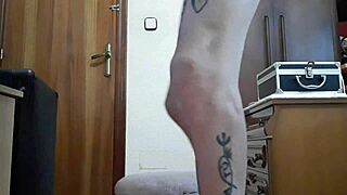 gay español en tacones parte 3 stroking big cock solo 😈