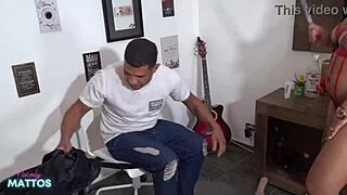 Aluno Goza Na Boca Da Professorinha Gostosa - Leo Ogro