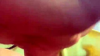 Greluda gostosa gozada com dedinho in public outdoor pornstar scene