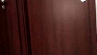 Spying a Stranger FUCKING a Mature Amateur to Orgasm! Damn!