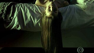 Can you tell me the actress name please?