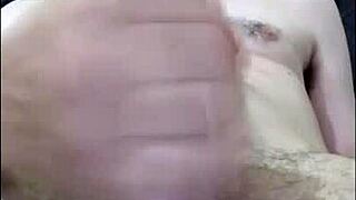 punhetas e gozadas no rosto e boca de lindas mulheres a i generated