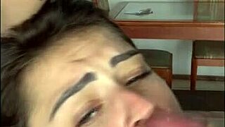 Boss Slut Provokes Plumber To Fuck Her Pussy And Cum On Face