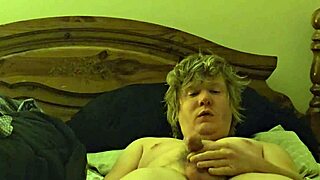 A guy pleasuring himself and finishing