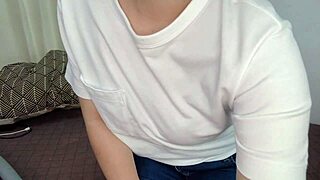 amateur japanese student masturbates after watching love videos