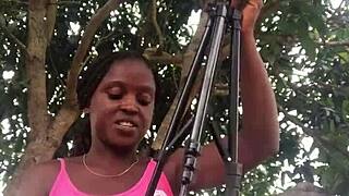 crazybitch loves to unbox packaged infront of strangerss