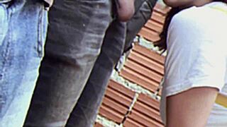 Chupei o nerdola da minha sala pra ele me ajudar na prova de matem�tica se n�o der certo vou ter que chupar meu professor tamb�m mas ele tem o pau min�sculo