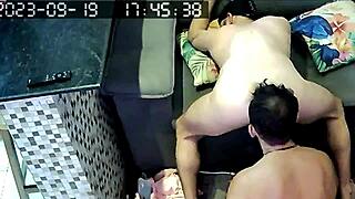 Fui Olhar Nas Cameras De Casa Para Ver Como Estavam As Coisas E Vi Meu Namorado Fodendo O Porteiro Do Predio