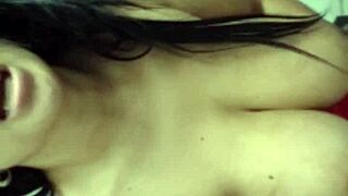 i love watching this beautiful teen 18+ shake her big tits and ass