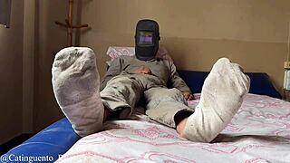 Trailer - Servindo O Soldador Casado No Motel