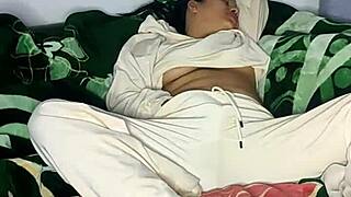 Can This Blue Amateur Squirt With A Dildo So Sexily?