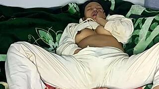 Can This Blue Amateur Squirt With A Dildo So Sexily?