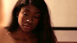 dyke babe facesitting her black bff