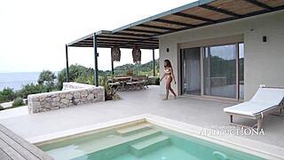 Lunablackx and Valentina Lapiedra Squirting in Wild Trailer