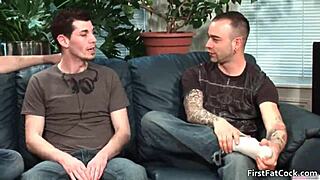 آيدن بلو يكتشف زبابر مثلية كبار في أول فيديو مص ونيك قاسي