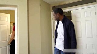 I choke on big black cocks in deepthroat sessions with UK sluts